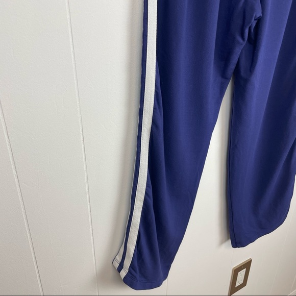 Stripe & Stare Blue White Striped Wide Leg Athleisure Pants - Picture 6 of 7